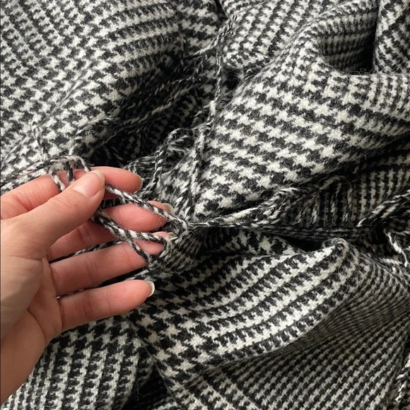 J. Crew Black and White Houndstooth Poncho Wrap - Picture 7 of 9